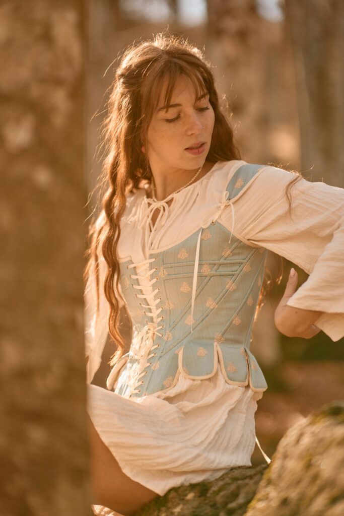 Atelier Armonia - Corsetti Artigianali su Misura